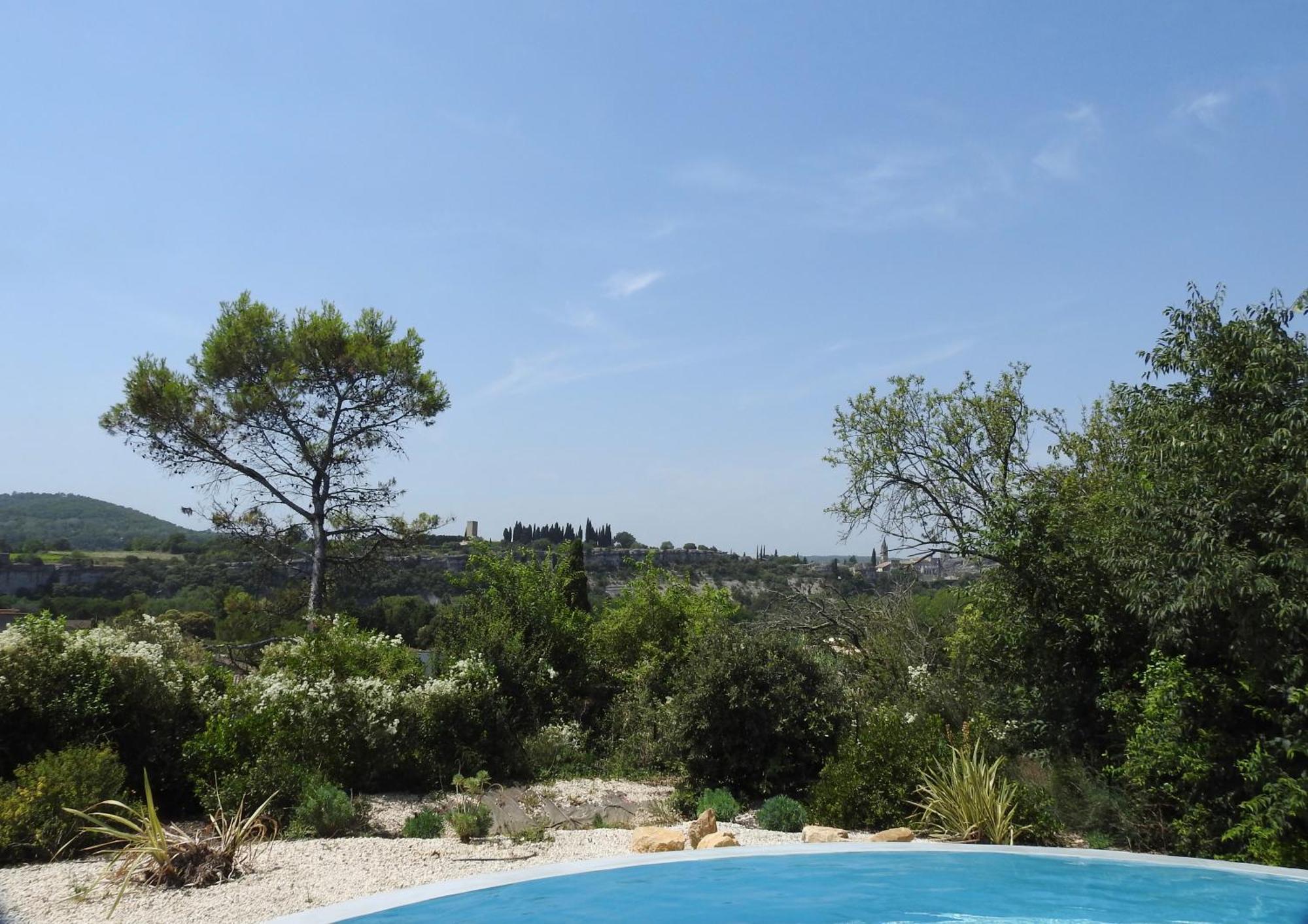 Superbe Appartement Dans Residence Avec Piscine Saint-Martin-dʼArdèche エクステリア 写真